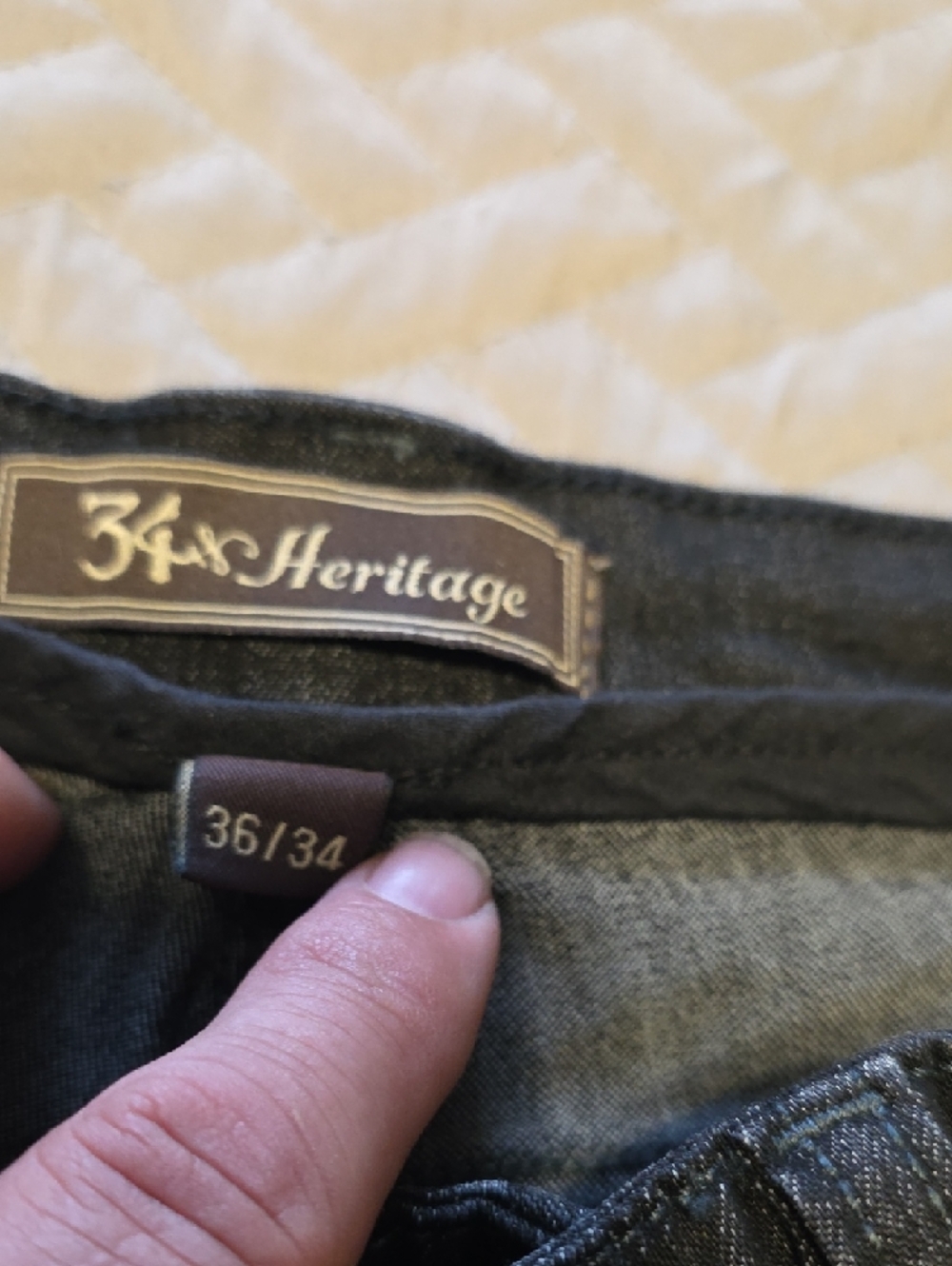 Heritage Men's Straight-Leg Jeans in Dark Gray-Black Wash - Picture 3 of 4